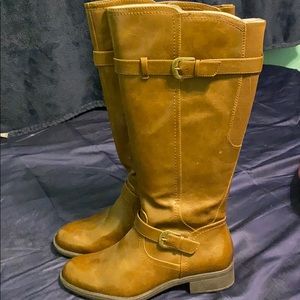 Knee boots great condition!